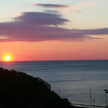 Appartamento Nizza Savona Buitenkant foto