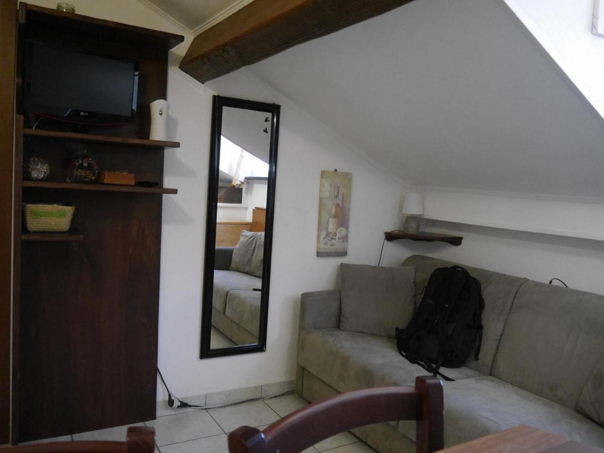 Appartamento Nizza Savona Buitenkant foto