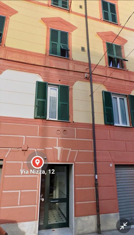 Appartamento Nizza Savona Buitenkant foto